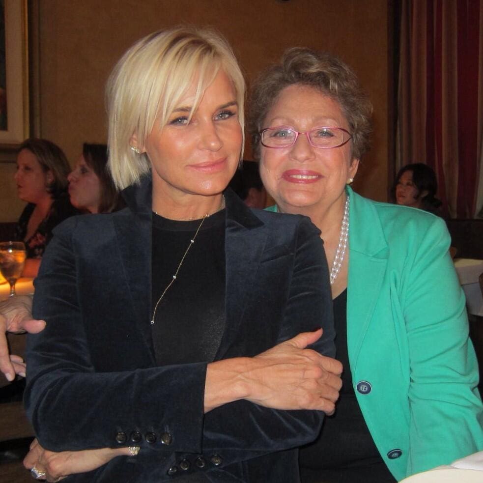 How Does Yolanda Foster Do Her Hair | yolanda foster haircut short How Does Yolanda Foster Do Her Hair | yolanda foster haircut short