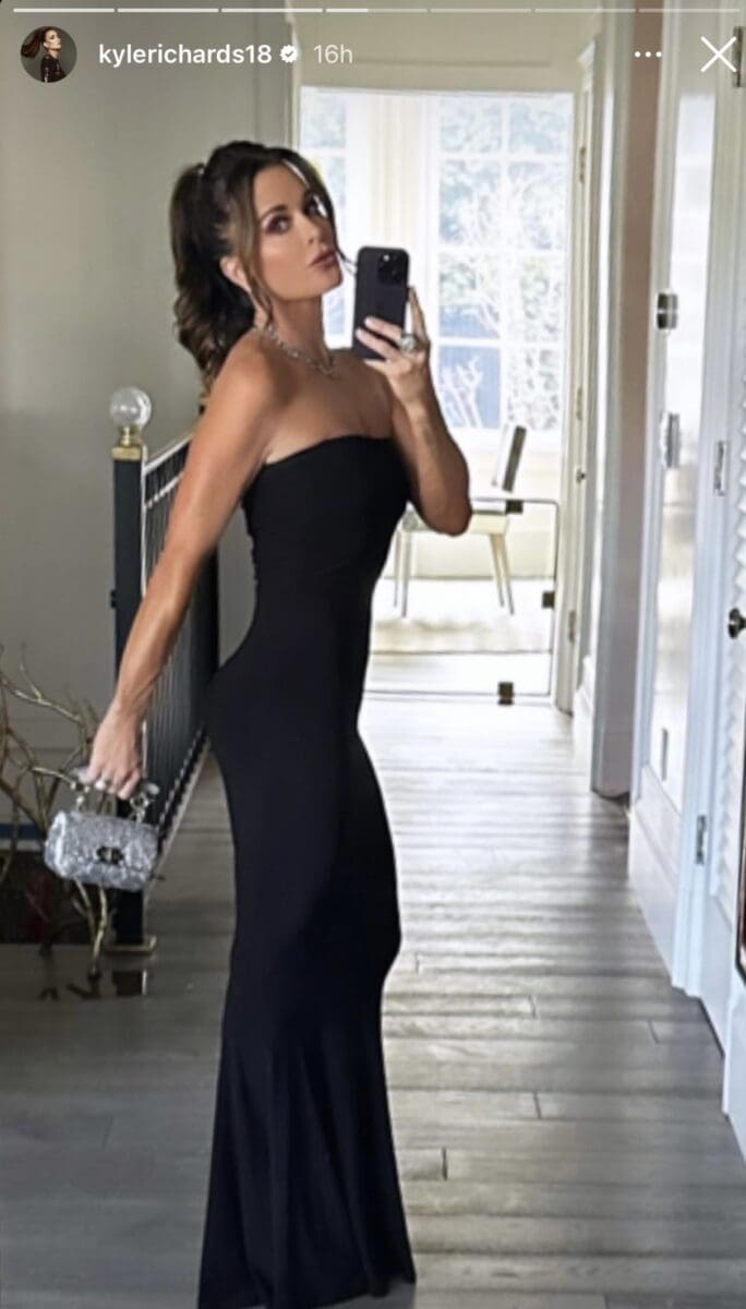 Kyle Richards wears daughters dress to Oscars viewing party