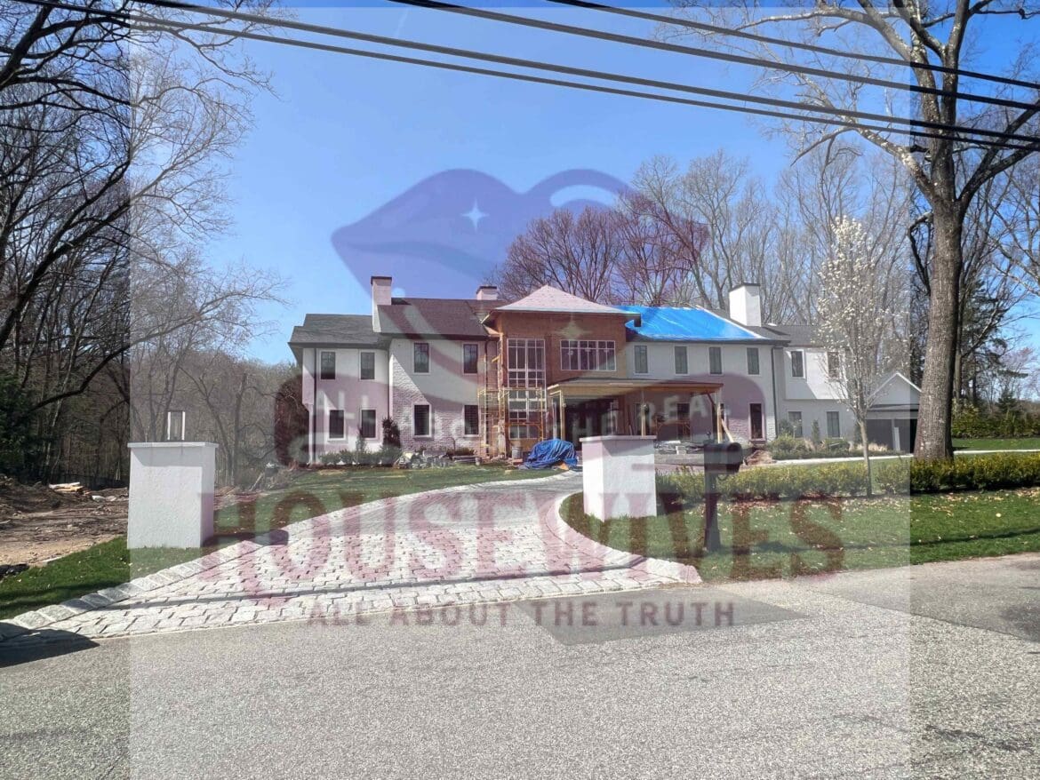 Bravo Throws Shade At Melissa Plus, Exclusive Photos of the Renovations Joe and Melissa