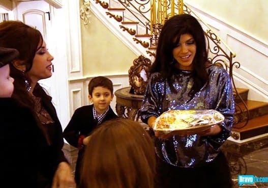 Teresa Giudice, Jacqueline Laurita, and Caroline Manzo celebrate Thanksigivng together on RHONJ with their families 